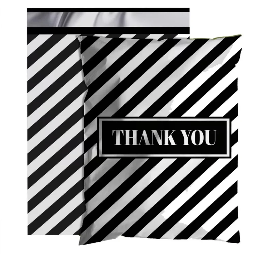 40 Poly Mailers & 700 Stickers Bundle - Picture 8 of 13